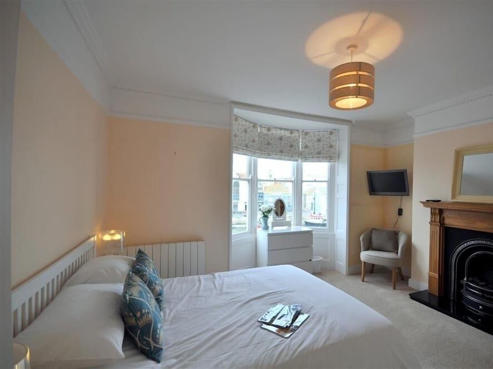 Bridge View - carbon neutral hotel in Weymouth