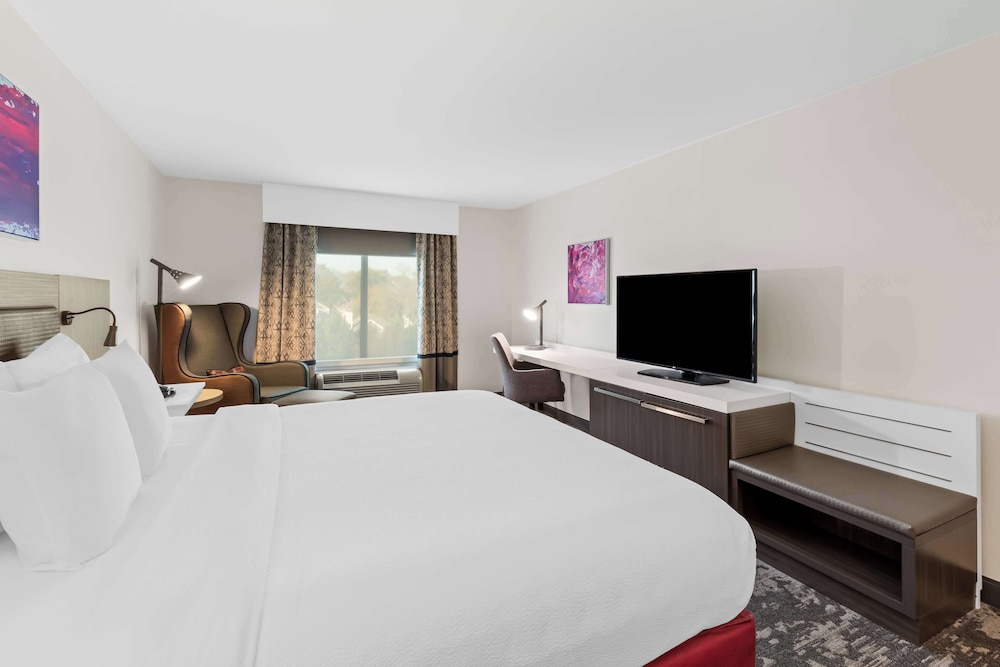 Hilton Garden Inn Atlanta Airport North - photo 5