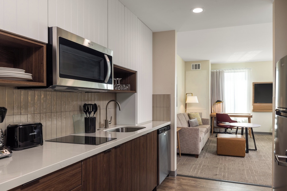 Staybridge Suites Eastvale Norco by IHG - photo 11