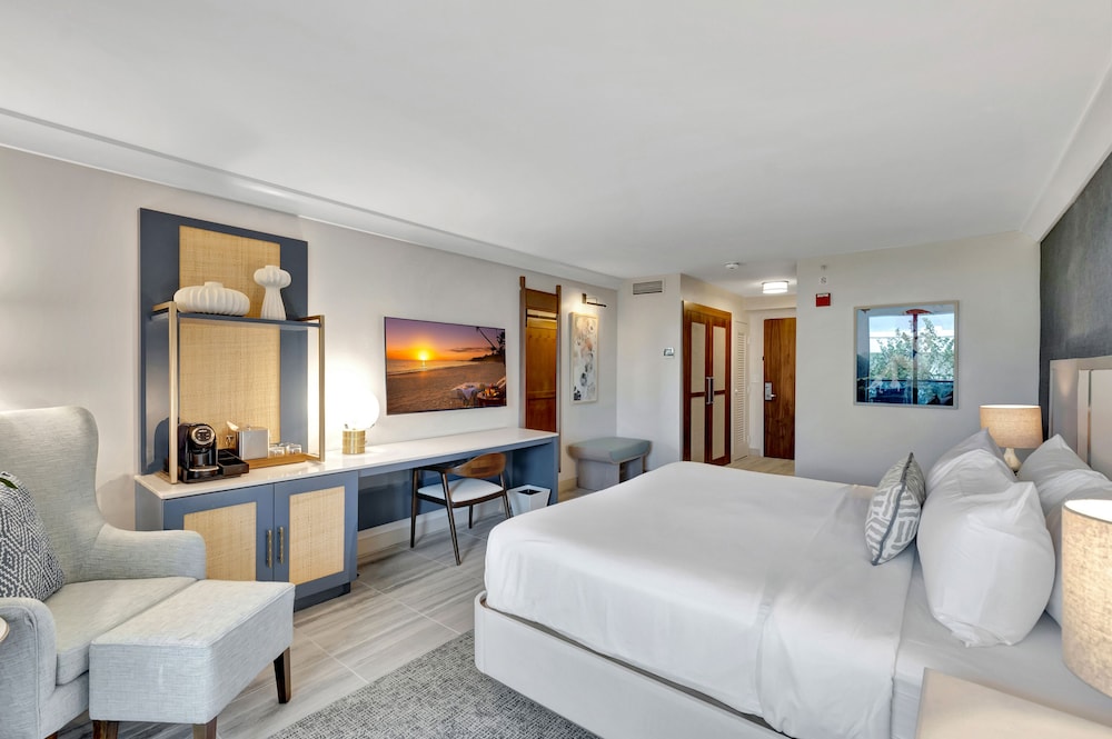 Tideline Palm Beach Ocean Resort and Spa - photo 17