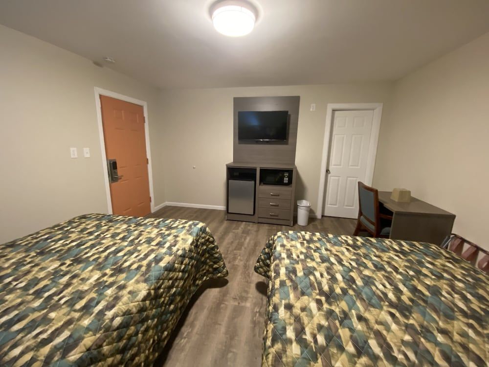 Sleepy Hollow Motel - photo 9