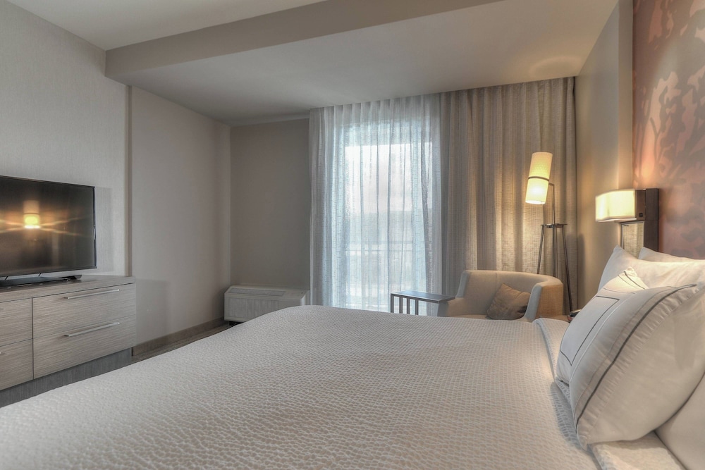 Courtyard by Marriott Pigeon Forge - photo 40