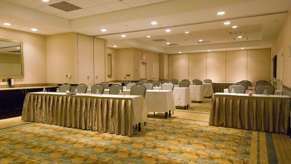 Hilton Garden Inn Durham Southpoint - photo 72
