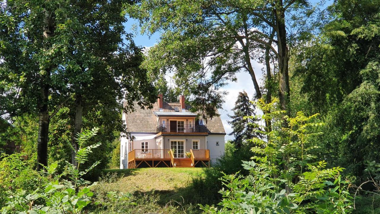 Nasz Dębowiec dom dla 15 osób sauna widok na staw wielka działka — hotel in Debowiec