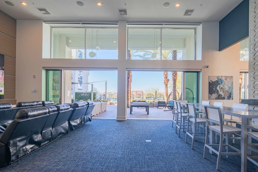 Scottsdale Rodeo Stay & King Bed Pool with Scenic Views & WFH S433 — 4-Star Luxury Hotel in Scottsdale, United States