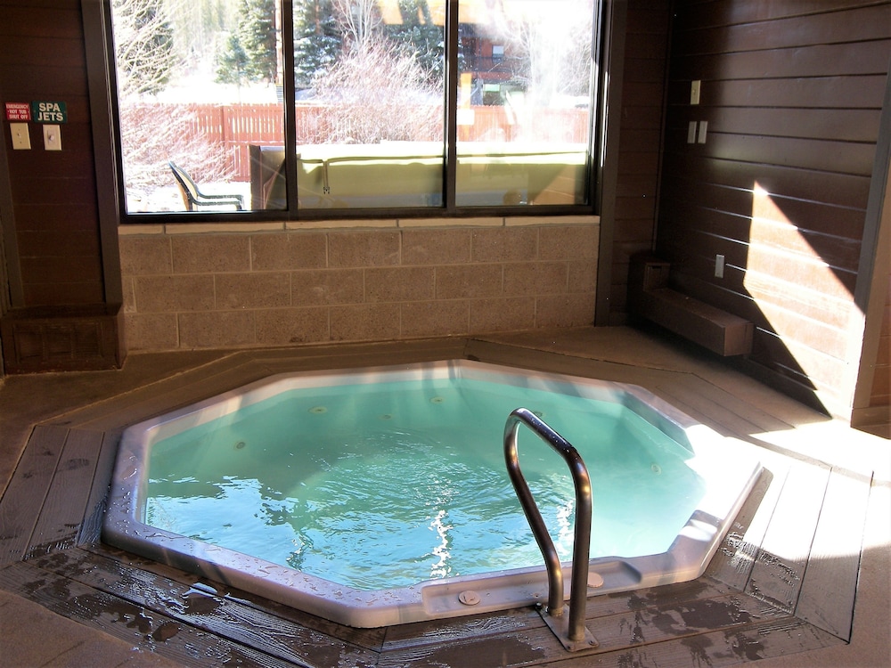 Mountainside 2 Bed 2 Bath - photo 22