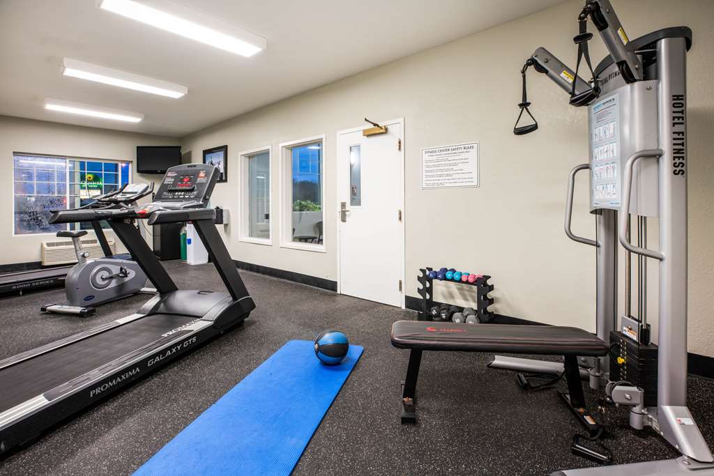 La Quinta Inn & Suites by Wyndham Newport - photo 11