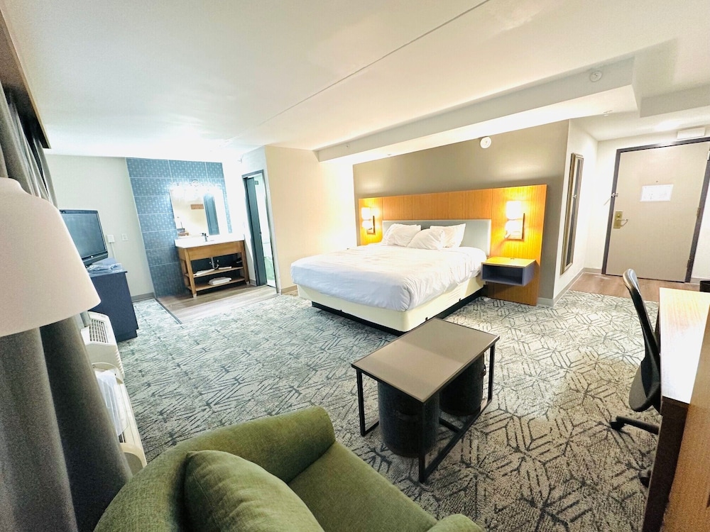 Country Inn & Suites by Radisson Canton near Hall - photo 15