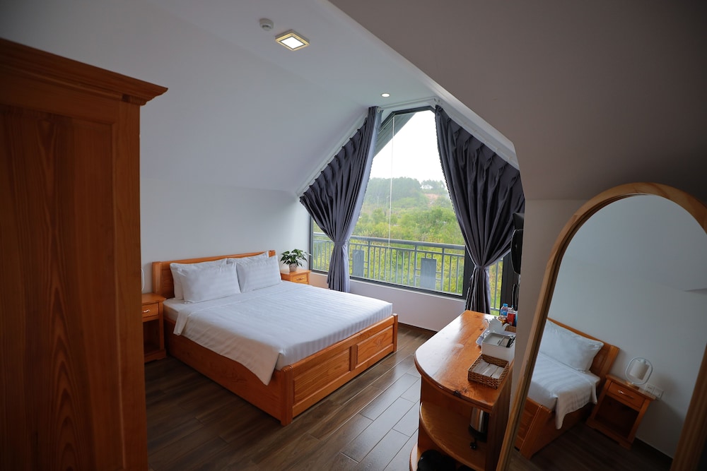 Arya Hotel - carbon neutral hotel in Da Lat