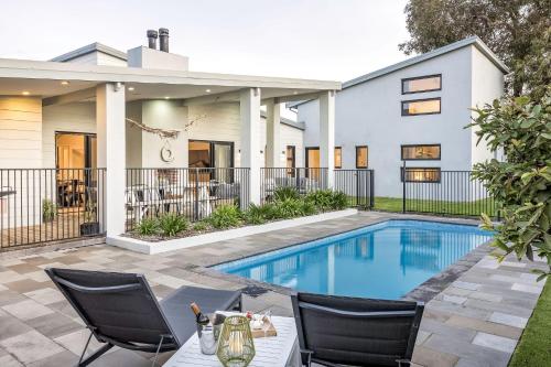 Sunnysprings Plus Studio in Dunsborough, Australia