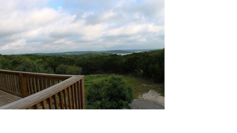 Equinox Inn at Canyon Lake - photo 58