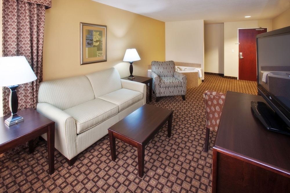 Holiday Inn Quincy East by IHG - photo 6
