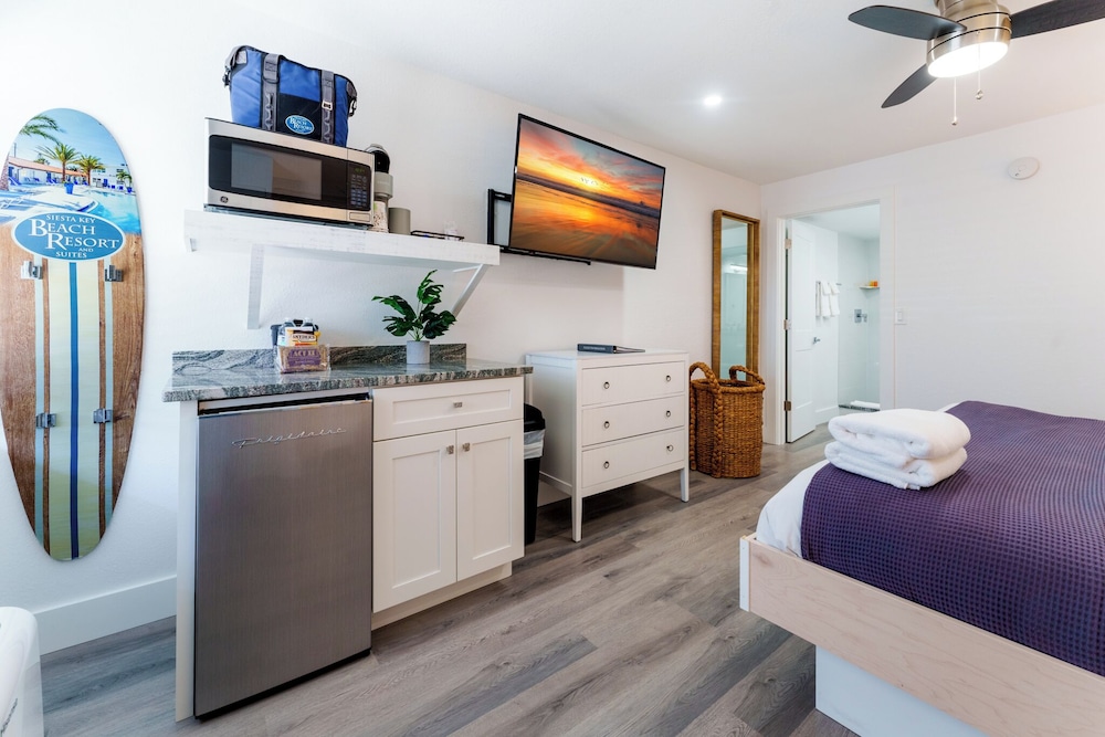 Siesta Key Beach Resort and Suites - photo 6