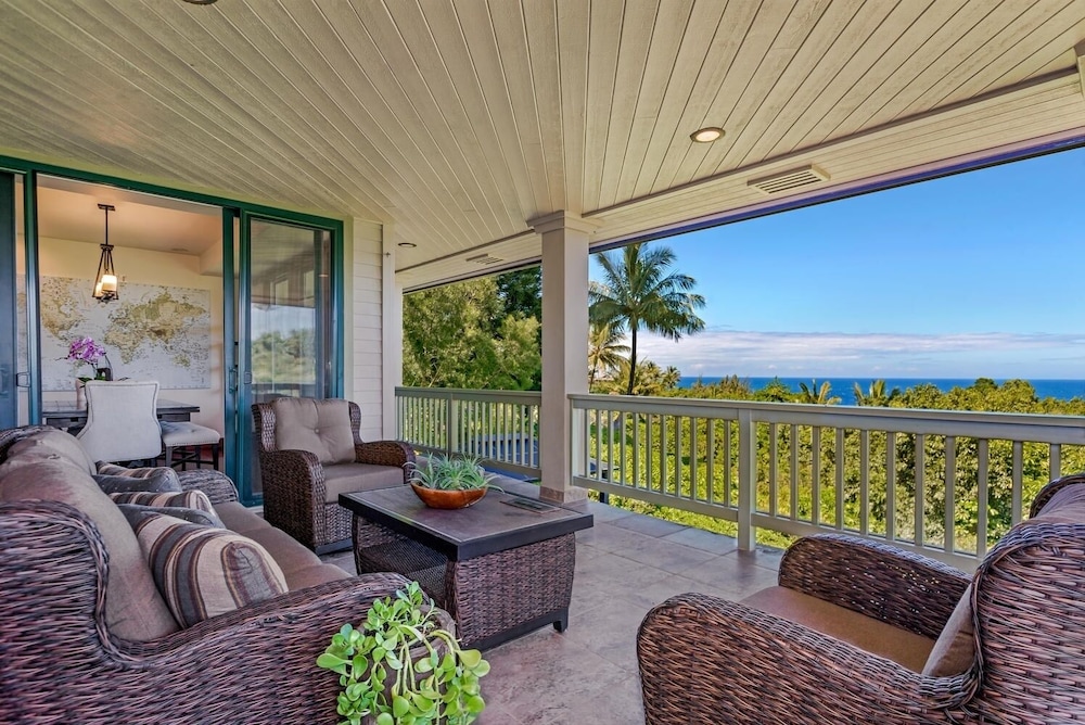 Mauna Pua A 7 bedroom Kauai Vacation Rental home — 4-Star Luxury Hotel in Princeville, United States