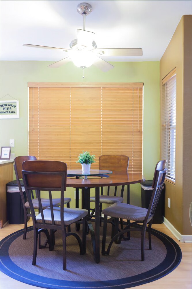 Quiet desert getaway with ping pong BBQ citrus - photo 2