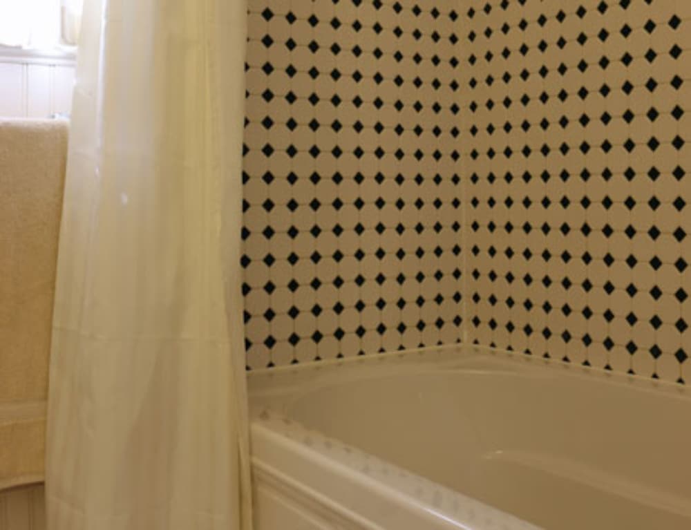 Kearsarge Inn - photo 38