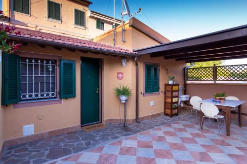 Il Rustichello — 4-Star Luxury Hotel in Cascina, Italy