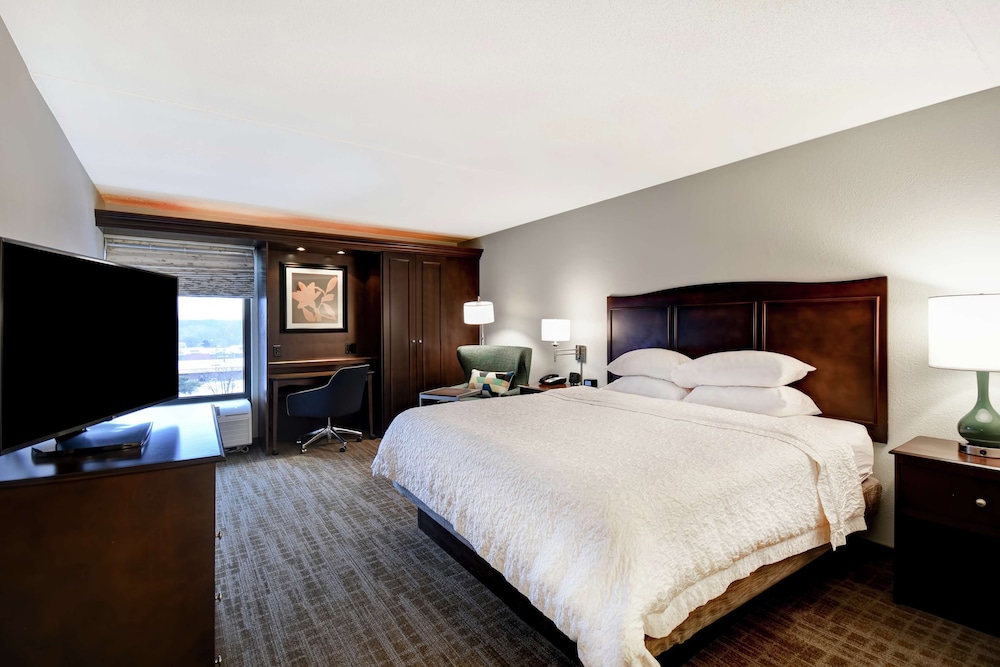 Hampton Inn Kansas City Overland Park - photo 16