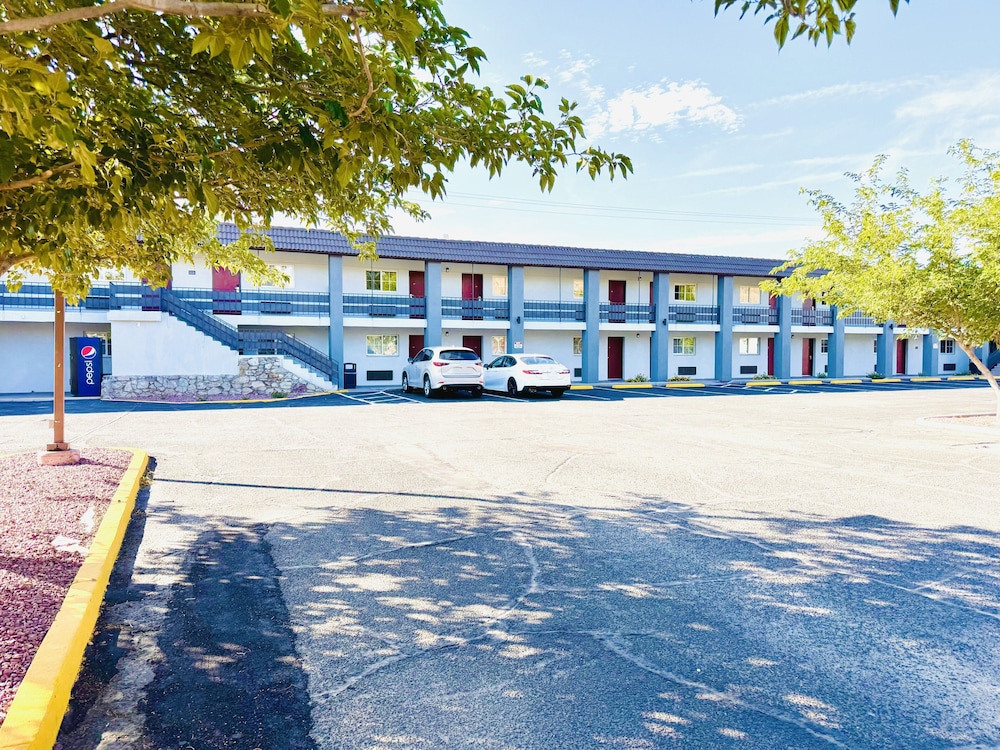 OYO Hotel Globe Miami AZ Highway 60 - photo 21