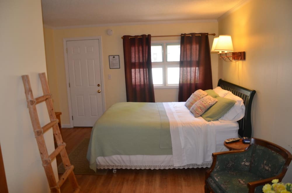Cornwall Inn and Lodge - photo 21