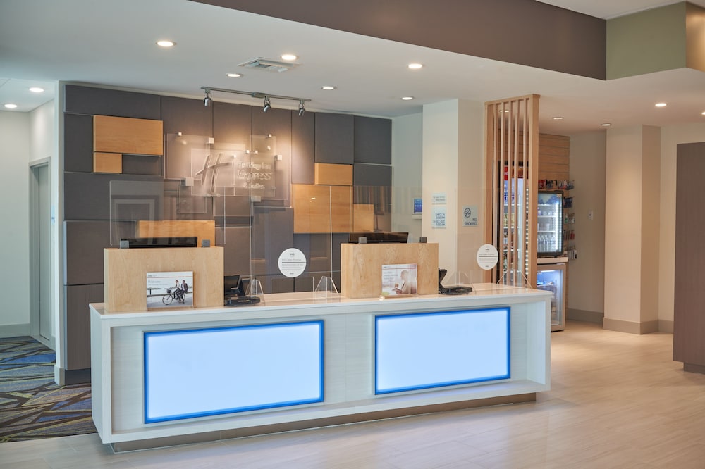 Holiday Inn Express Doral Miami by IHG - photo 3