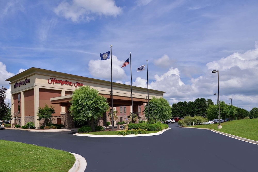 Hampton Inn South Hill - photo 66