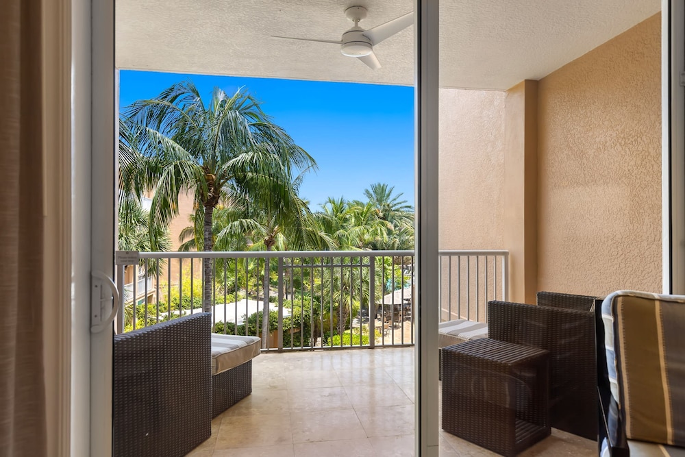 Resort View 1BR Suite - photo 11