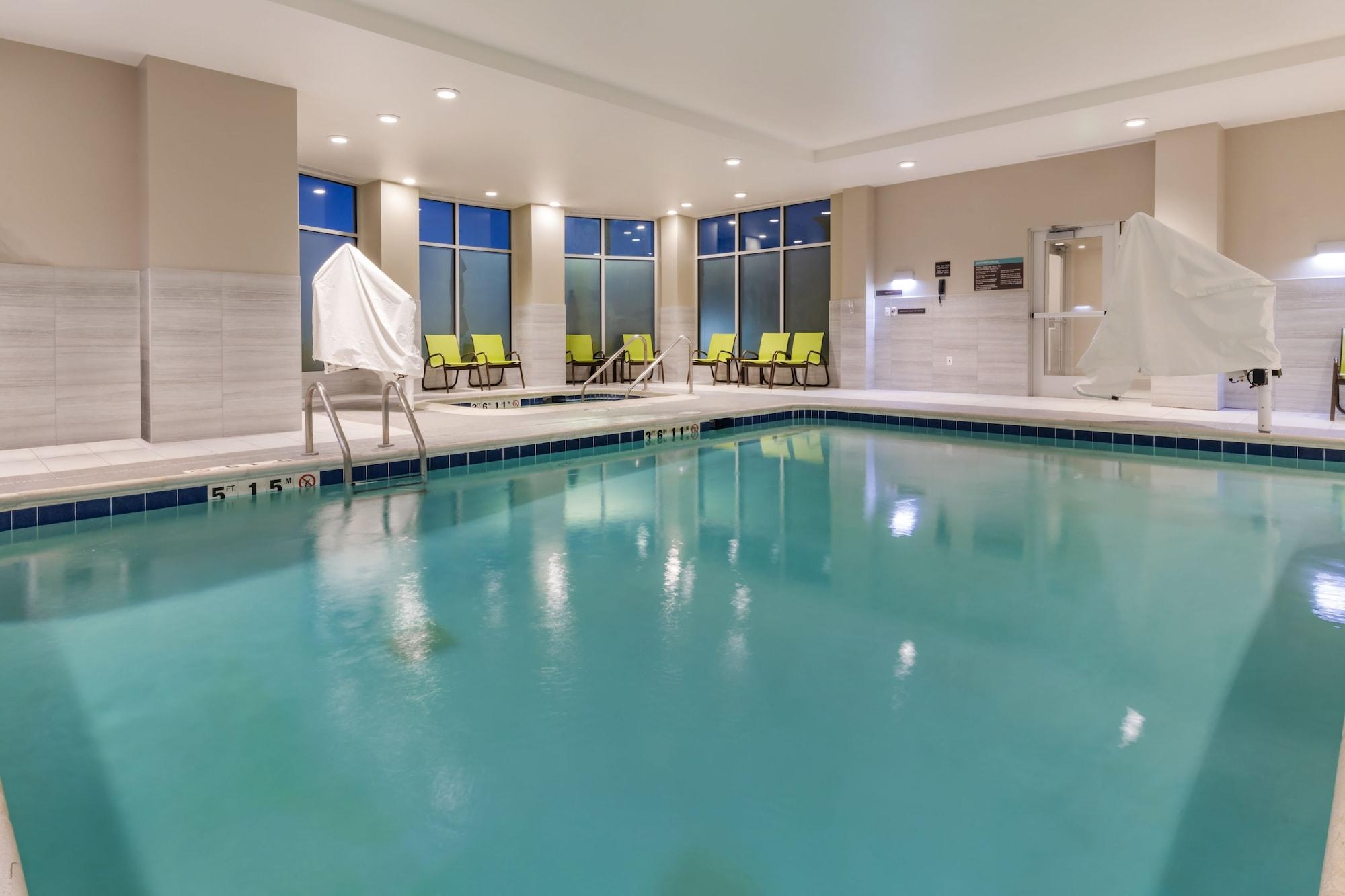 Hilton Garden Inn Arvada Denver CO - photo 8
