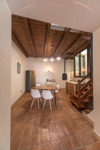 Sui tetti di Trani Harbour suite — 4-Star Luxury Hotel in Trani, Italy