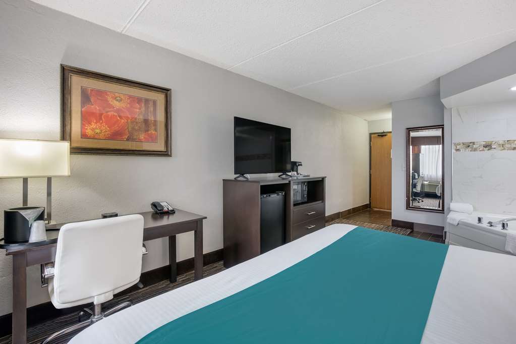 Best Western Waukesha Grand - photo 29