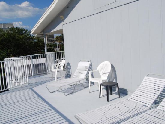 Bonita Beach Resort Motel - photo 11