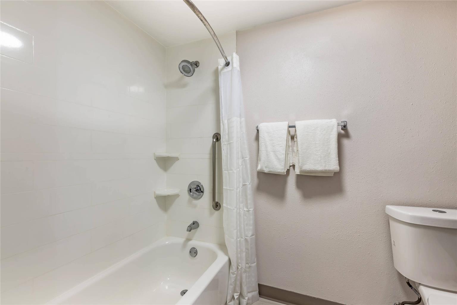 Comfort Inn & Suites Arlington Heights Buffalo Grove - photo 20