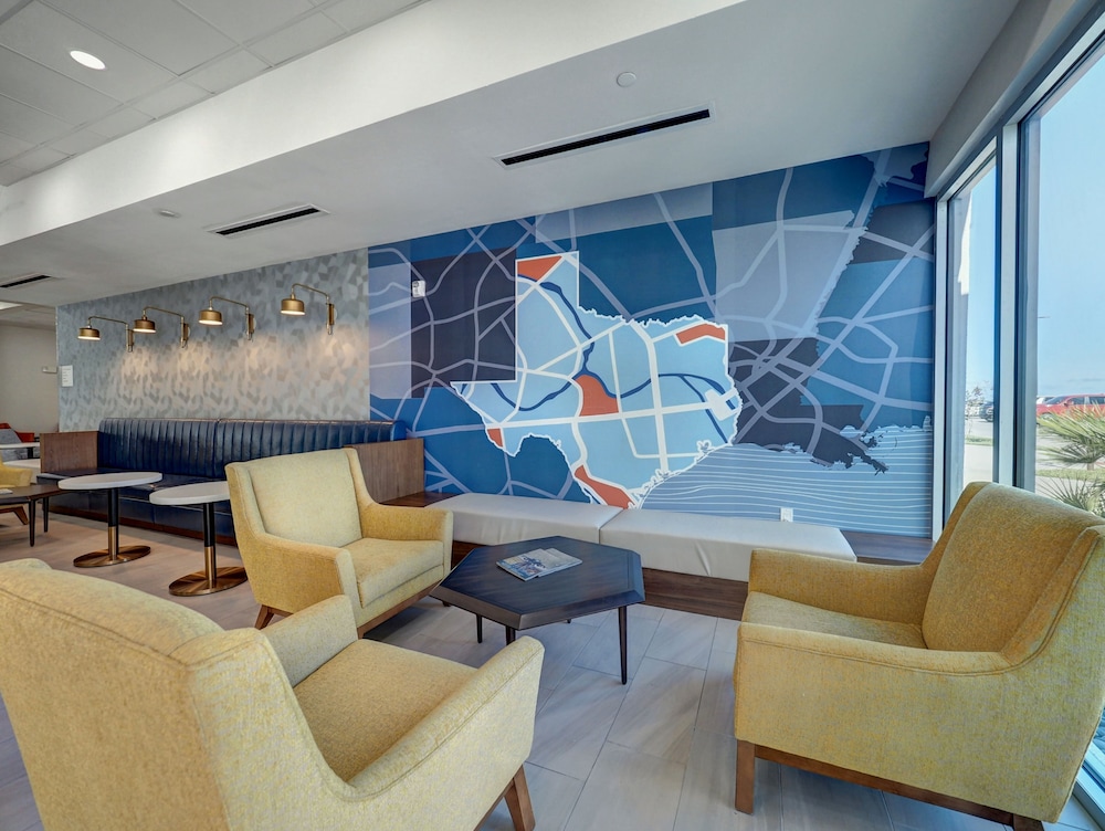 Holiday Inn Express Corpus Christi Beachfront by IHG - photo 85