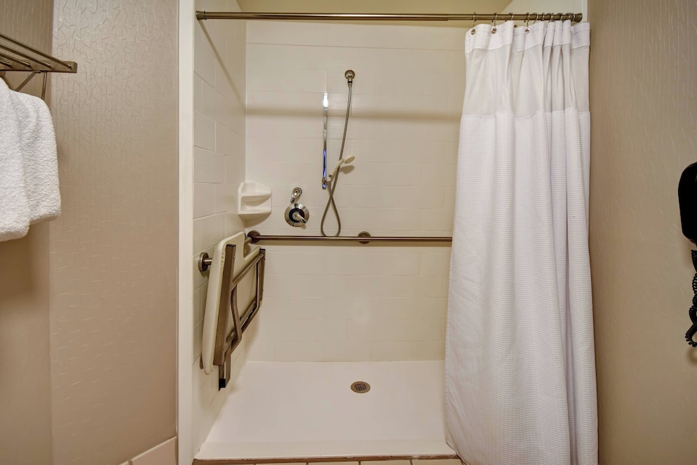 Springhill Suites by Marriott Louisville Airport - photo 26