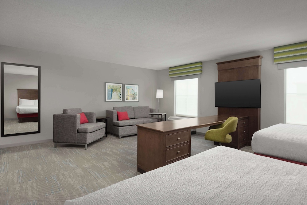 Hampton Inn & Suites Orlando North Altamonte Springs - photo 18