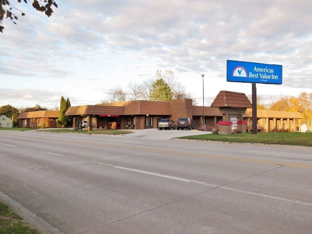 Americas Best Value Inn Webster City - photo 2