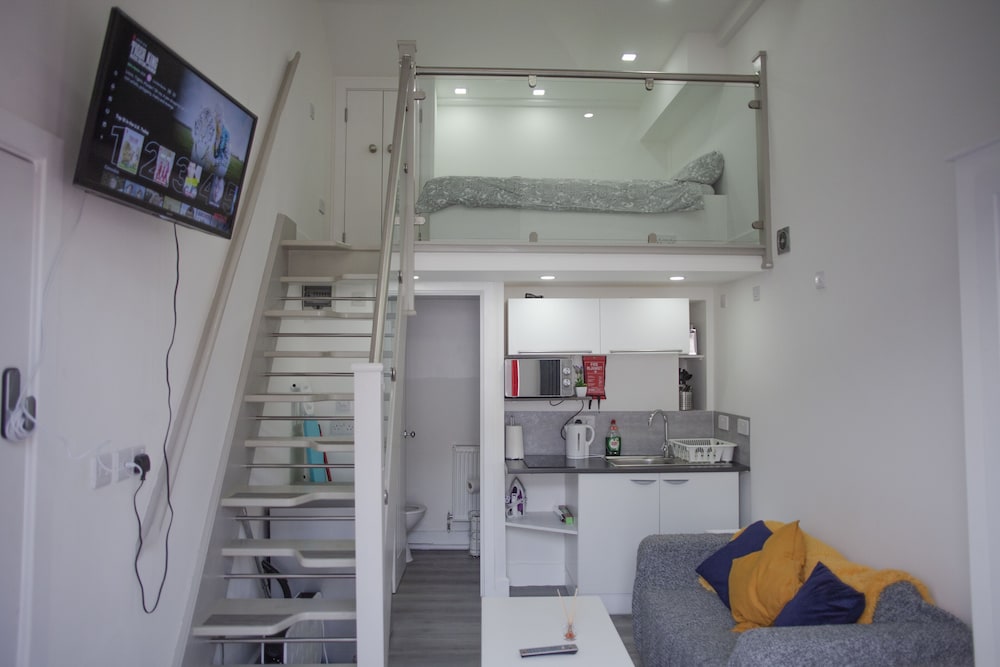 Reading Town Centre Studio Apartment
