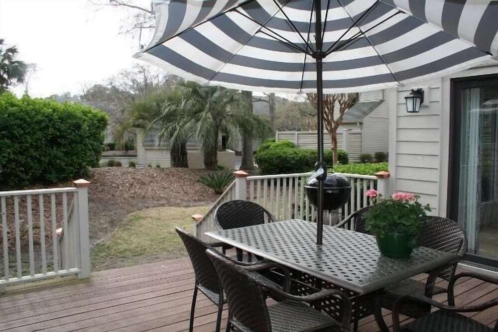 210 Twin Oaks at The Sea Pines Resort - photo 12