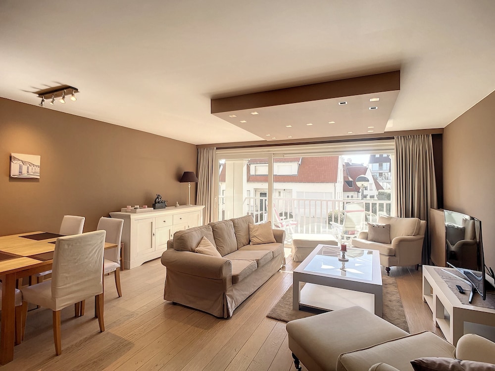 Apartment in Belgium near Scenic Parks — 4-Star Luxury Hotel in Knokke-Heist, Belgium