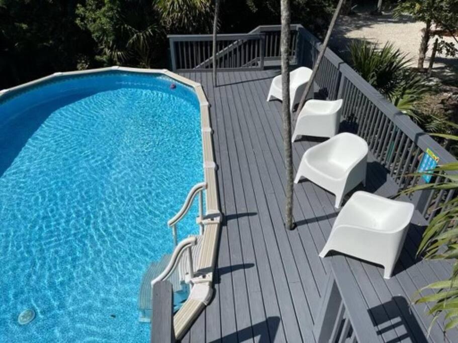 Paradise At Sunset in Marathon, United States