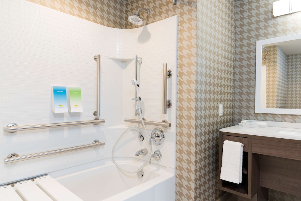 Home2 Suites by Hilton Louisville Downtown NuLu - photo 20