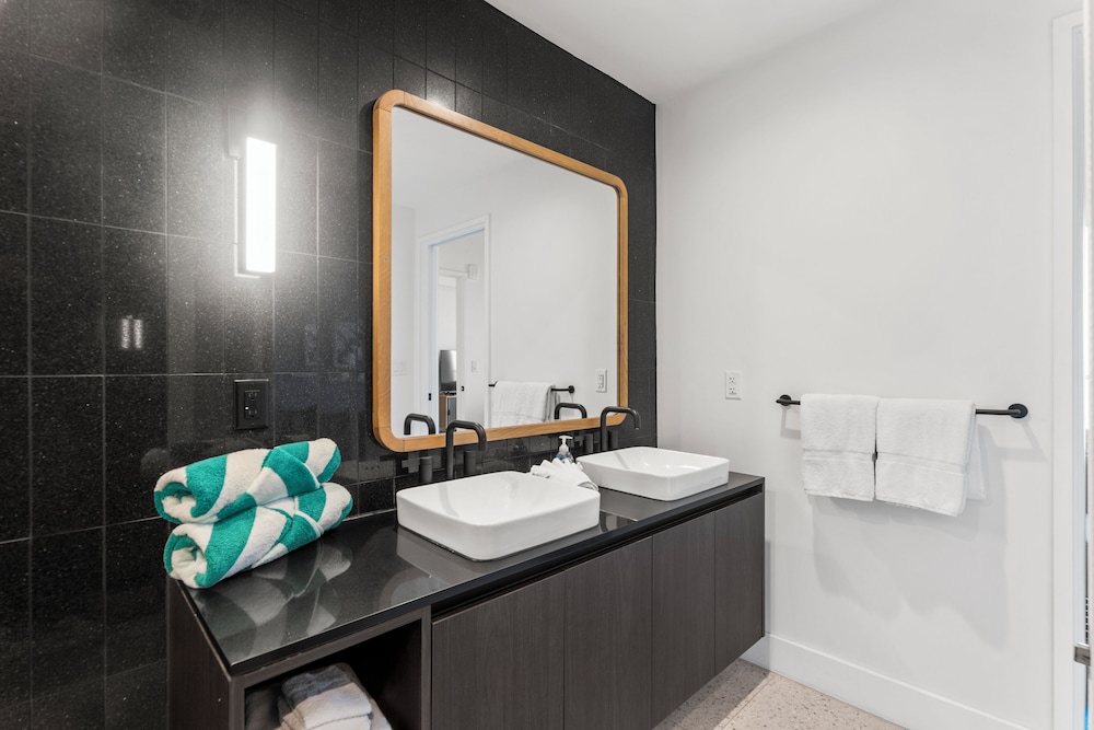 Austin Condo Hotel - photo 808