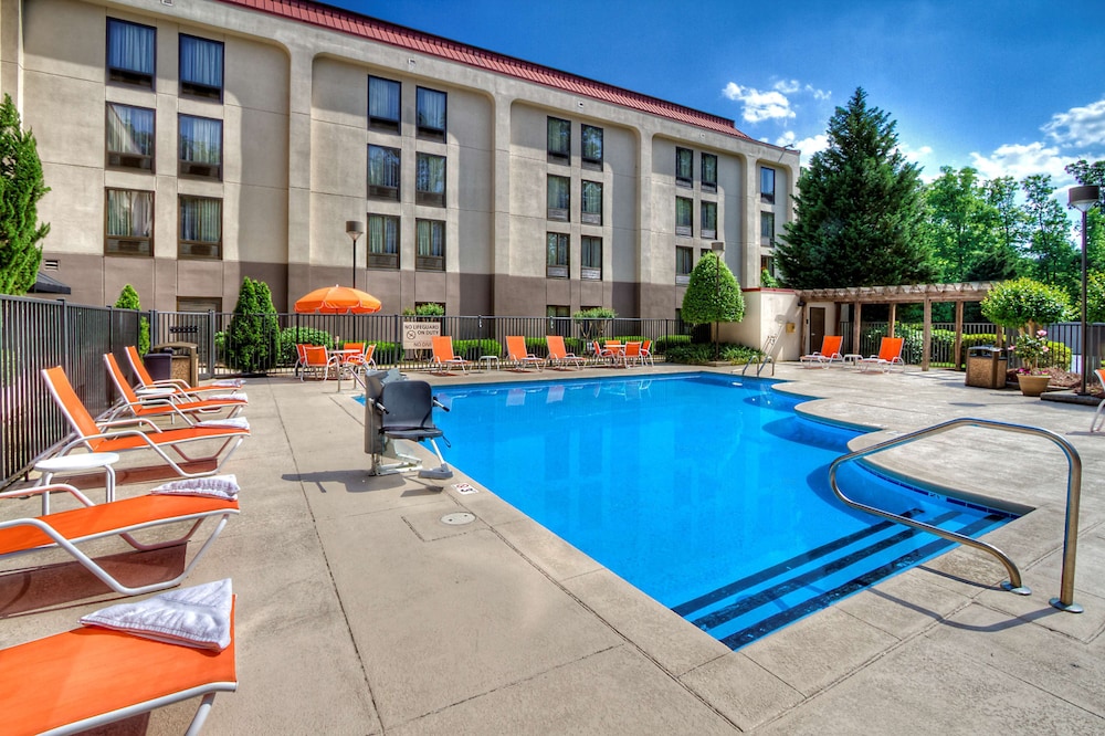 Hampton Inn Rocky Mount - photo 30