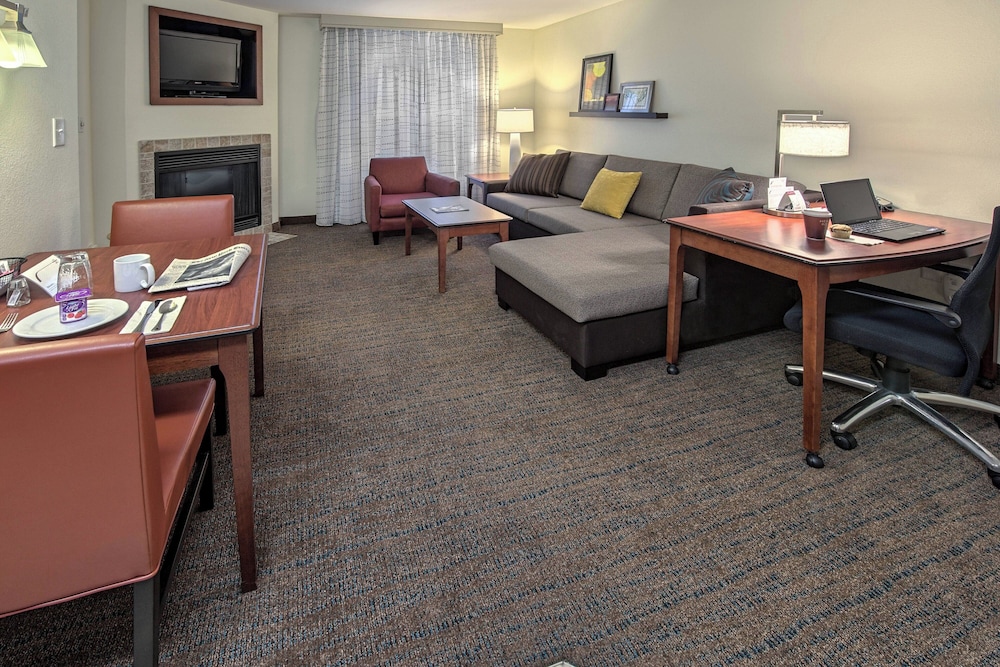 Residence Inn by Marriott Fayetteville Cross Creek - photo 21