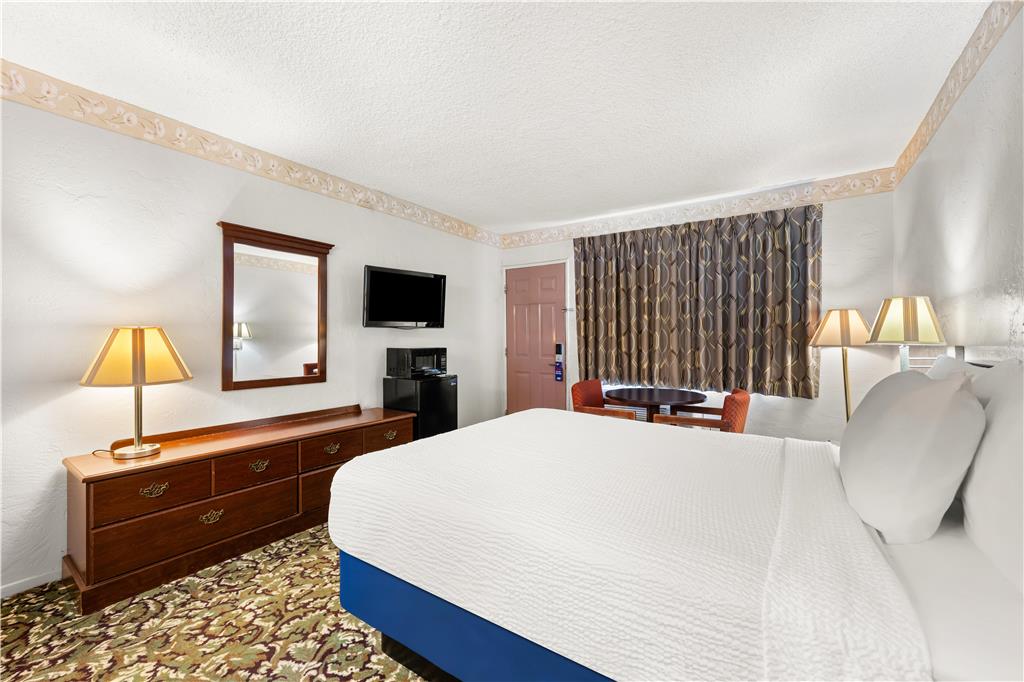 Americas Best Value Inn By Sonesta Pecos - photo 13