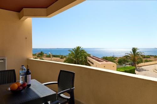 Casa Leste Seav View Iberlagos Resort Dona Ana Beach in Lagos, Portugal