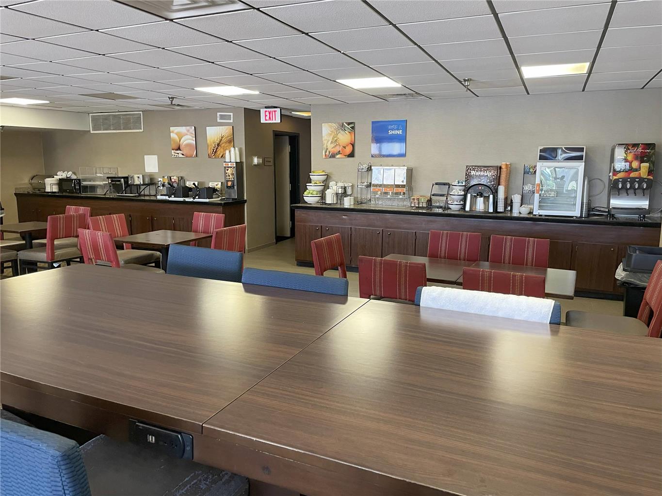 Comfort Inn Falls Church Tysons Corner - photo 32