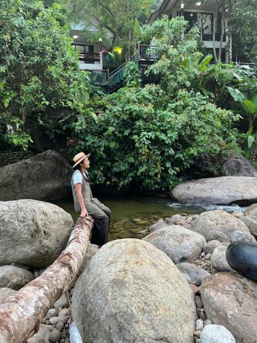 บ้านสวนเรไร คีรีวง รีสอร์ต Bansuanrayrai Khiriwong Resort in Nakhon Si Thammarat, Thailand