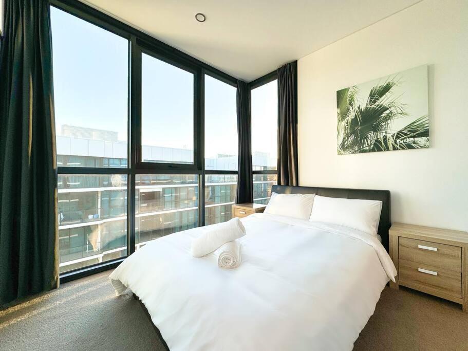High Rise Heaven West Franklin — 4-Star Luxury Hotel in Adelaide, Australia