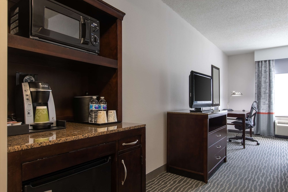 Hilton Garden Inn Lynchburg - photo 15